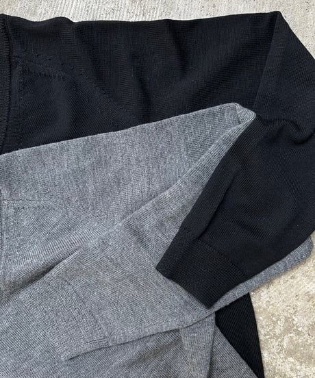 V neck wool knit