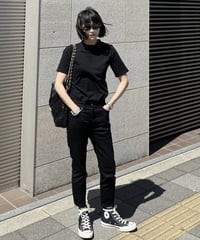 basic t-shirt (white/black)