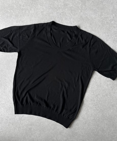 open neck half sleeve knit