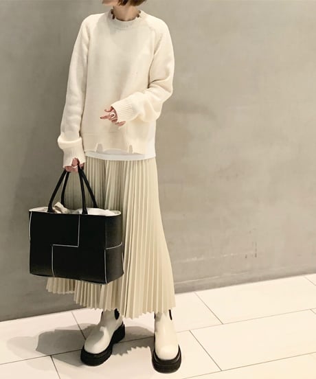 フェイクレザープリーツスカートecru