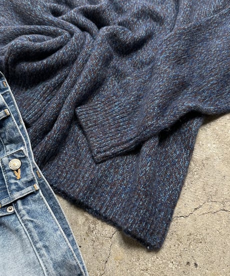 mix blue knit