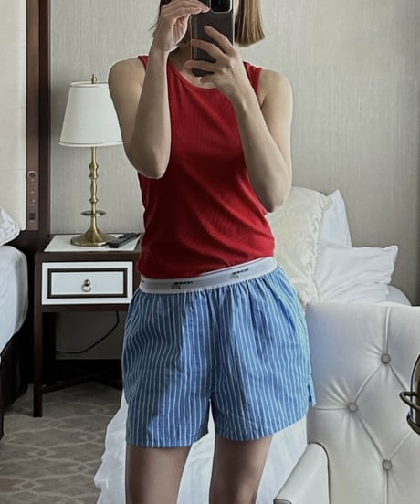 tank top red