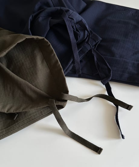 low rise cargo pants