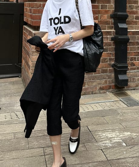 monotone tweed capri pants