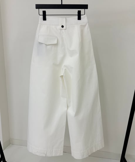 wide white pants