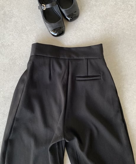 wool like wide tuck pants