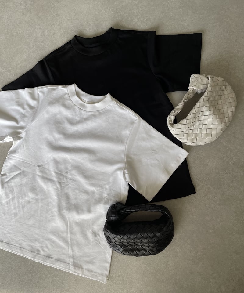 over size t-shirt (white/black) | ok.soon
