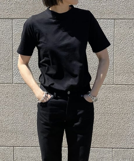 basic t-shirt (white/black)
