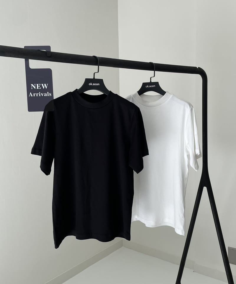 over size t-shirt (white/black) | ok.soon