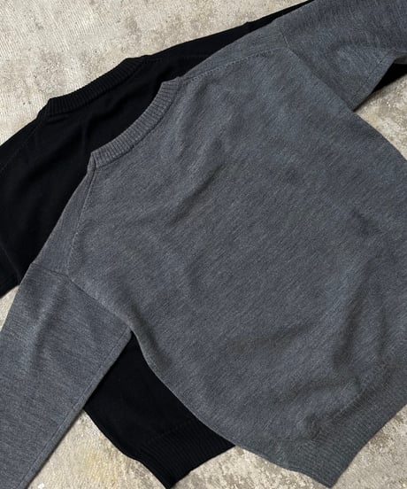 crew neck wool knit