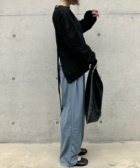 バックオープンスエット