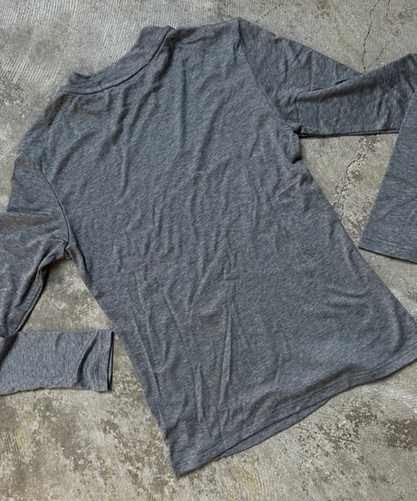 loose fitting long sleeve t gray