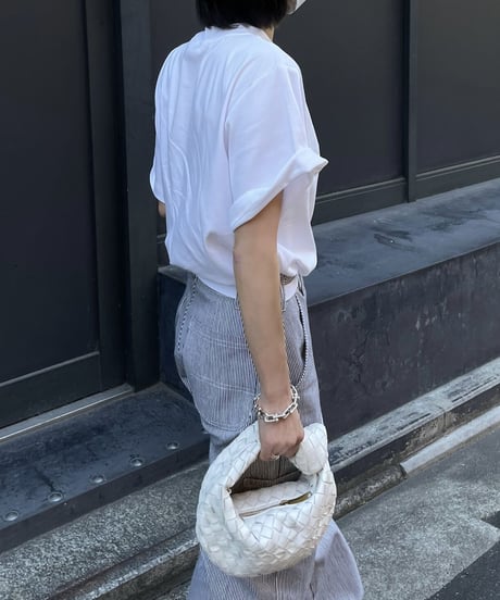 over size t-shirt (white/black)