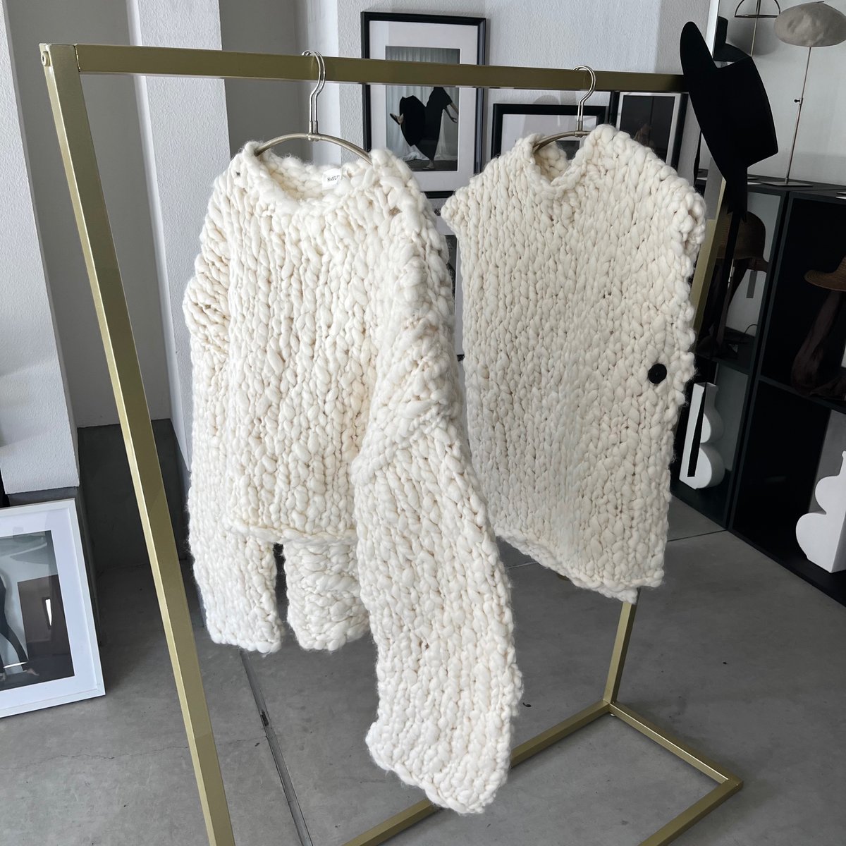 ☆完売品☆】【HAKUJI】Hand-knitted LS sweater - メルカリ