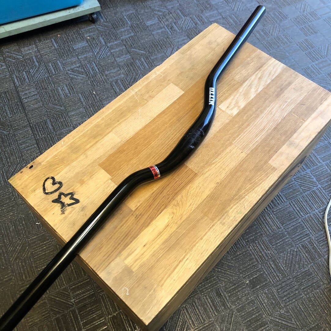 NITTO：B809 WIDE RISER BAR BLACK | Lost & Found