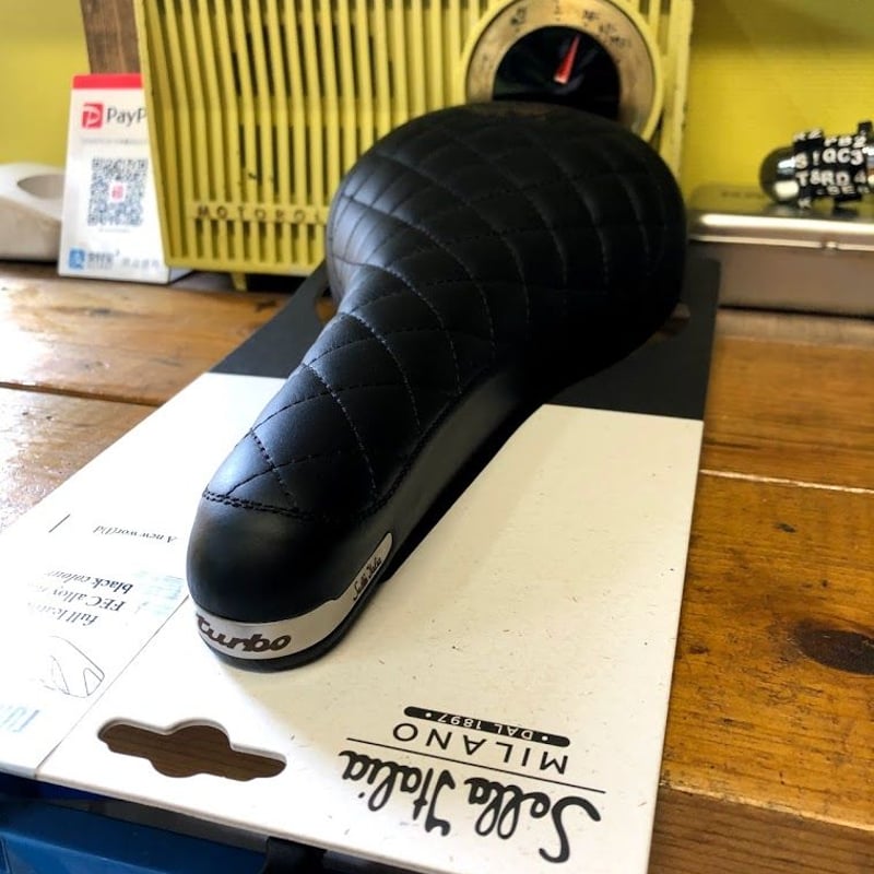 Sella Italia ：MILANO TURBO Bonnie セライタリア ミラノシリー