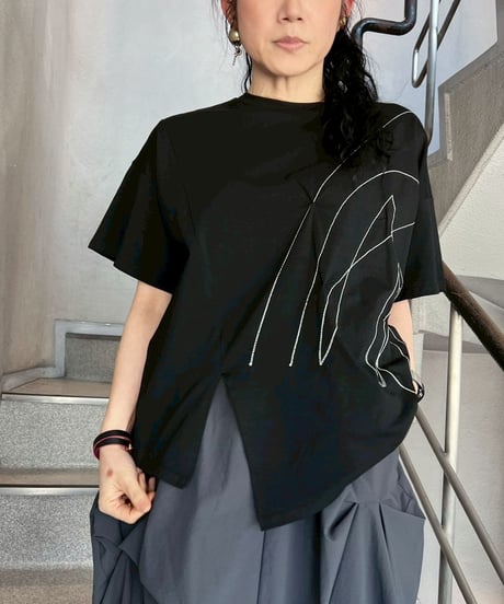 maev【2026年新作】4月新作 らくがきアートデザインTシャツ Tシャツ トップス プルオーバー(123-0006-692)