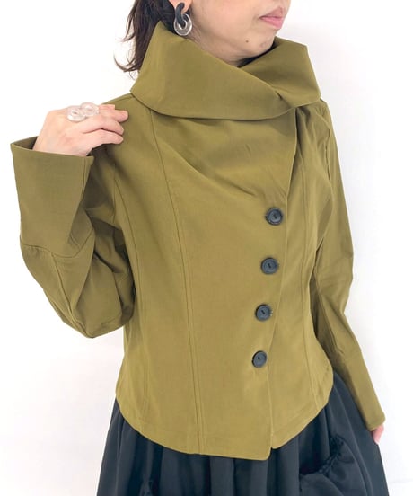 【SALE 20%OFF!!】 maev【2026年新作】1月新作 変形衿ストレッチジャケット(121-0055)
