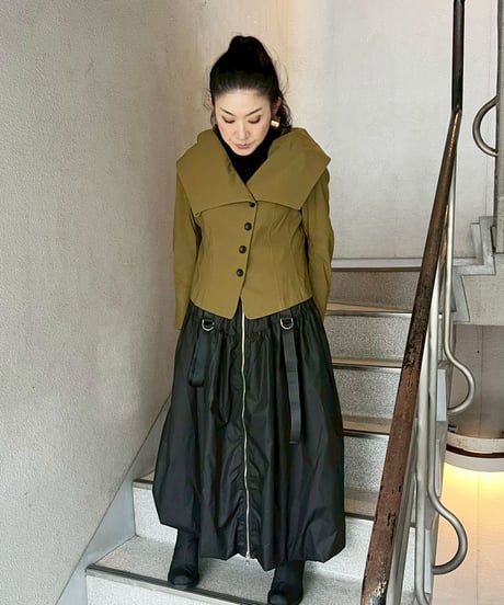 【SALE 20%OFF!!】 maev【2026年新作】1月新作 変形衿ストレッチジャケット(121-0055)