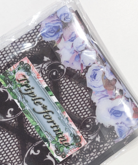 レオニードまとめ売り/バラ売り Triple* fortune》レースアップ柄オーバーニーソックス（青バラ