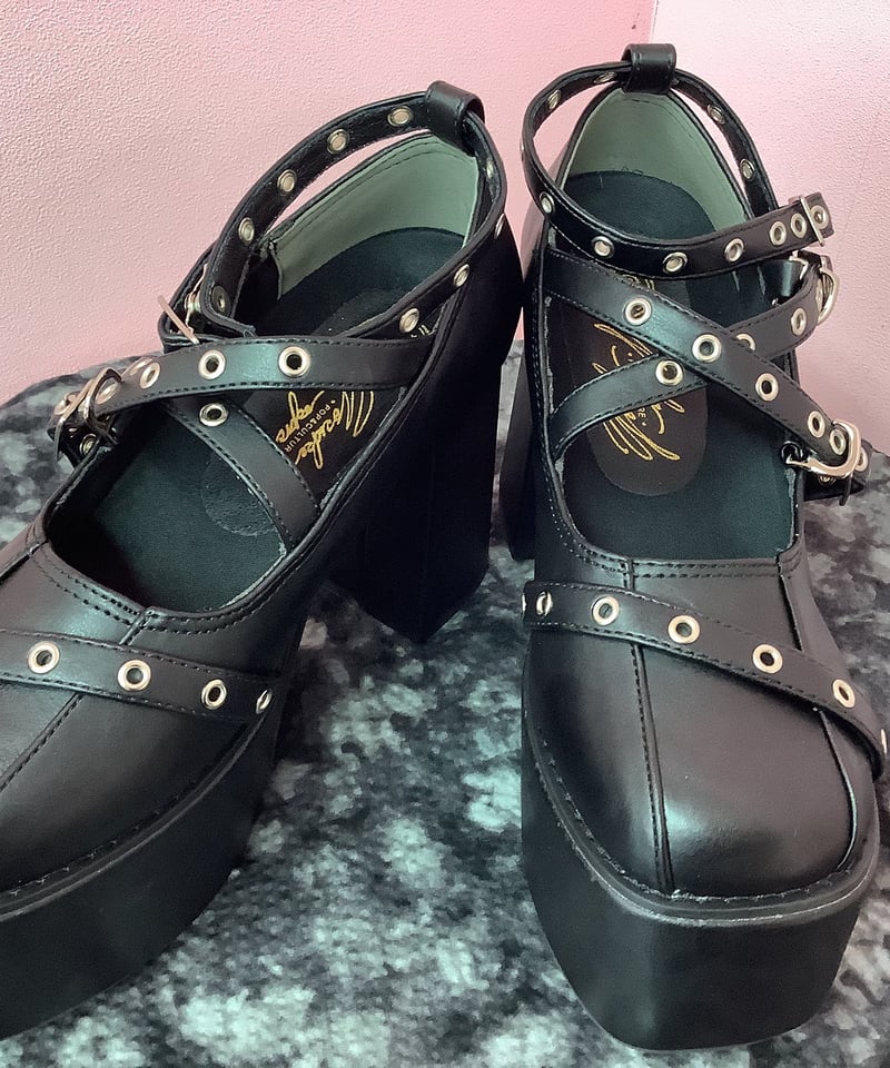 YOSUKE》厚底パンプス （ブラック）2820051 | TyCHEMaria & cho