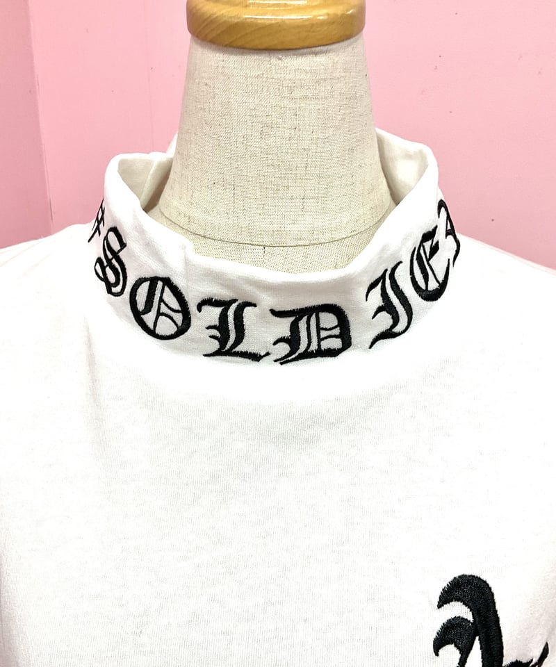 Amilige》ハイネック刺繍ロングTシャツ 82328263001 | TyCHEMari Amilige》ハイネック刺繍ロングTシャツ 82328263001 | TyCHEMari