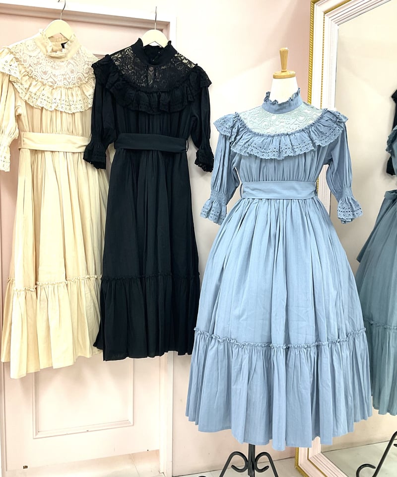 Sheglit》紫陽花のレースドレス 674120 | TyCHEMaria & chouc 