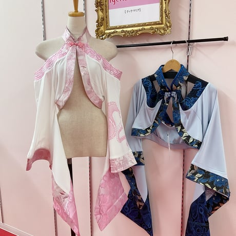 キューティーフラッシュ　フード付きポンチョ キューティーフラッシュ フード付きポンチョ - メルカリ