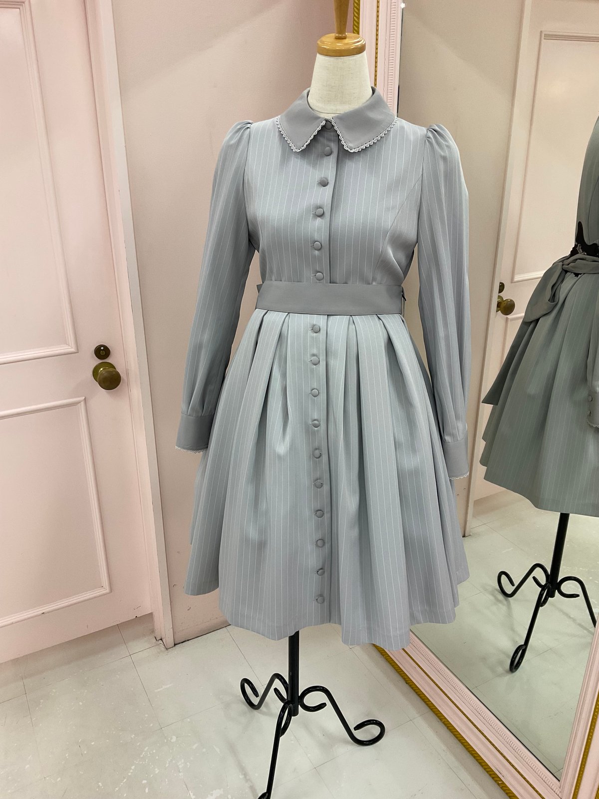 sheglit シェグリット　ピンストライプタックワンピース Sheglit》ストライプタックワンピース 874050-01 | TyCHEMaria &
