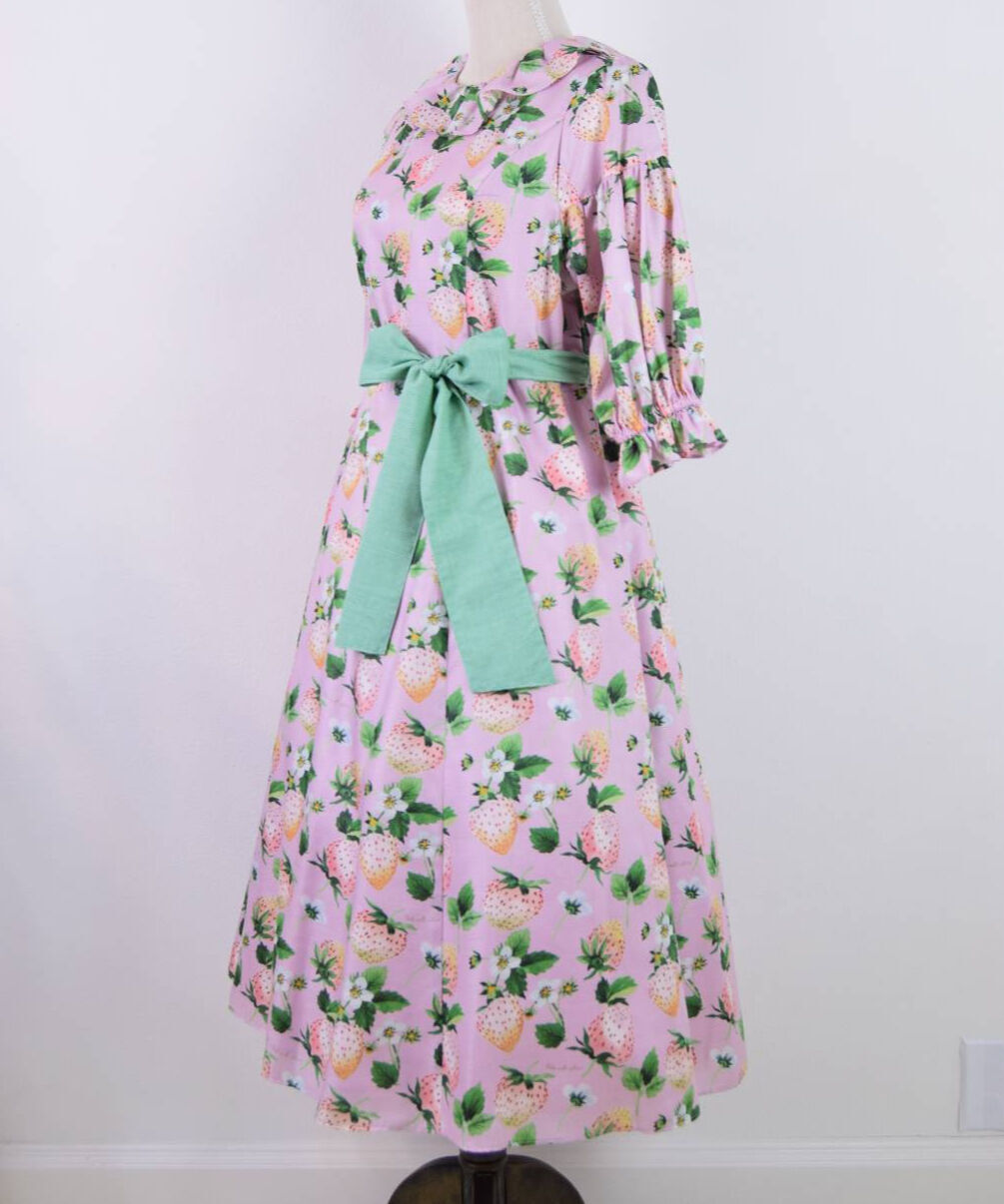 Perla nell' ostrica 》いちごプリントフリル襟ワンピース 122017 |