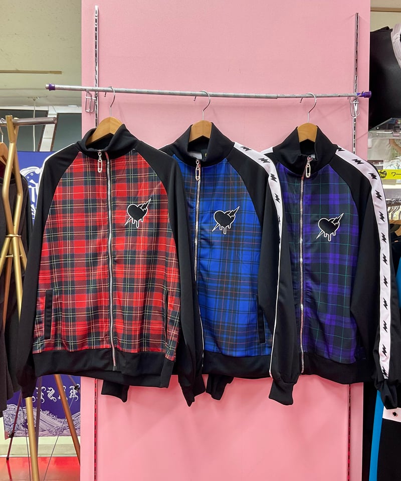 LISTEN FLAVOR》イナズマずっきゅんチェックジャージ 2423562 | TyCH