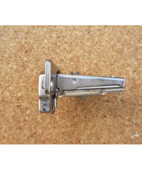 W606刻印スライド丁番(19mmカブセ)の代替品