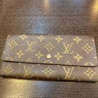 ルイ・ヴィトンモノグラムポルトフォイユサラ長財布