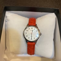 SEIKO手巻き赤ベルト