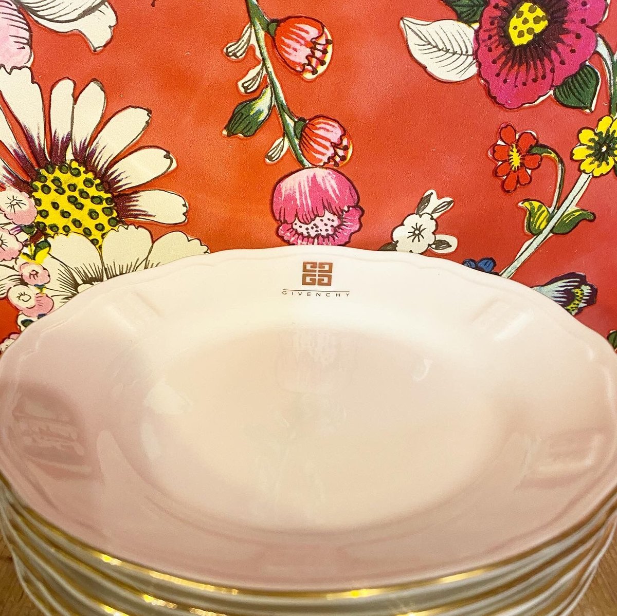 ジバンシーのお皿5つセット | PORTA CARINA SALON ジバンシーのお皿5つセット | PORTA CARINA SALON