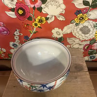 抹茶碗　松、花柄　白