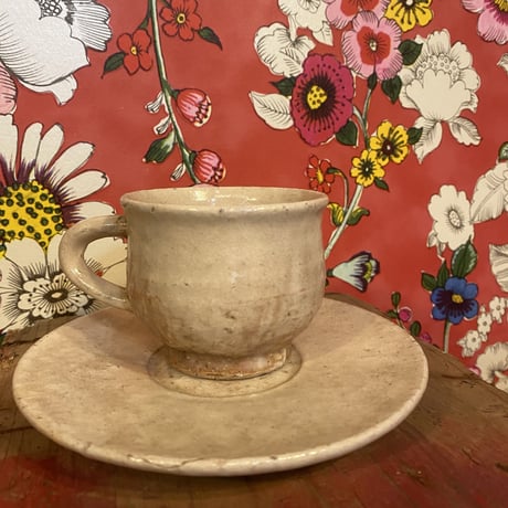 手作りコーヒーカップベージュ