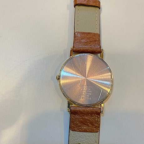 SEIKO金色茶ベルト時計