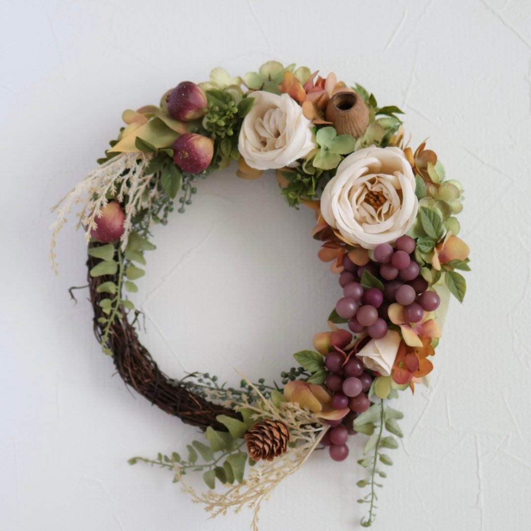 実りの秋のリース】 アーティフィシャルフラワー 直径25㎝ 秋色
