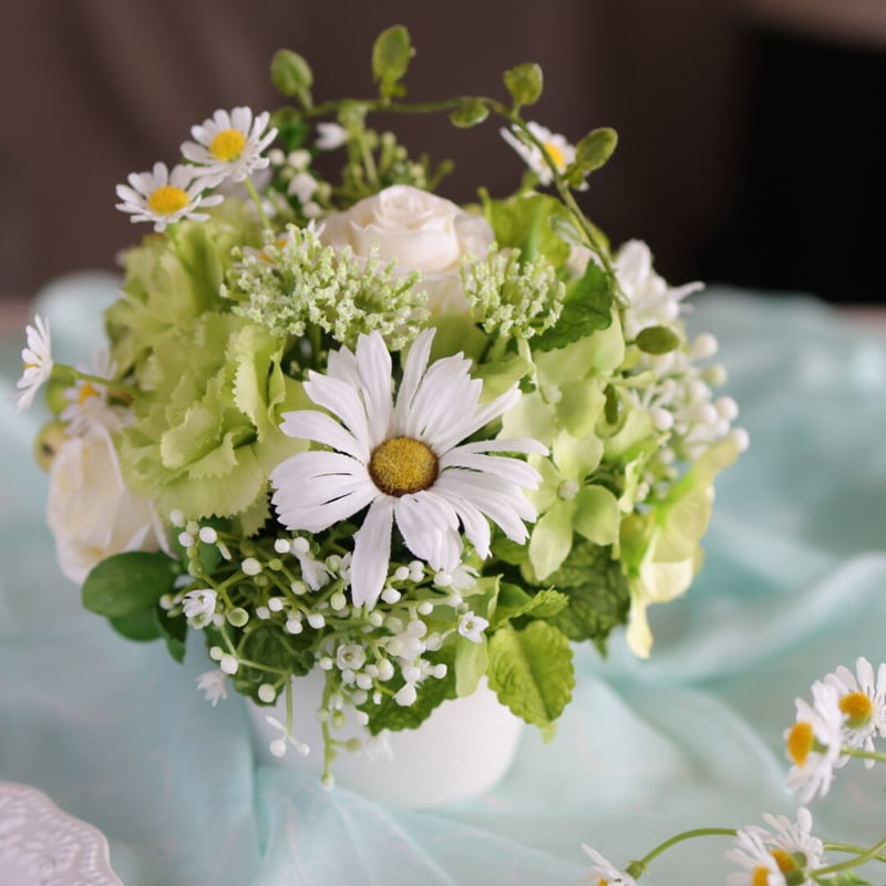 デイジーとローズの爽やかアレンジ アーティフィシャルフラワー 白