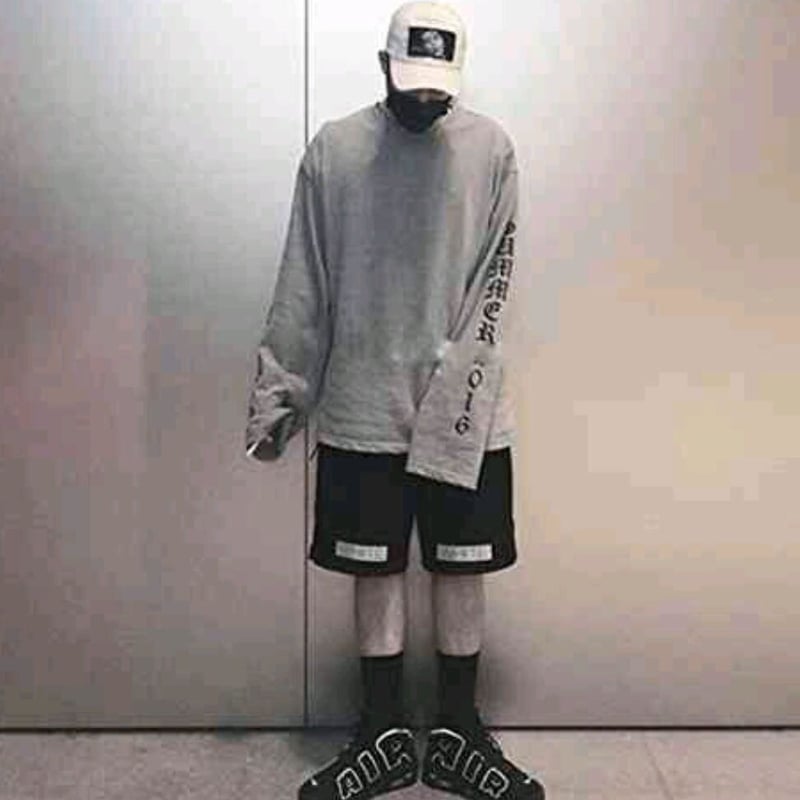 袖ロゴ ロンT 3代目 JSB 登坂広臣着用 男女兼用 BTS 格好いい 袖ロゴ ロンT 3代目 JSB 登坂広臣着用 男女兼用 BTS 格好いい