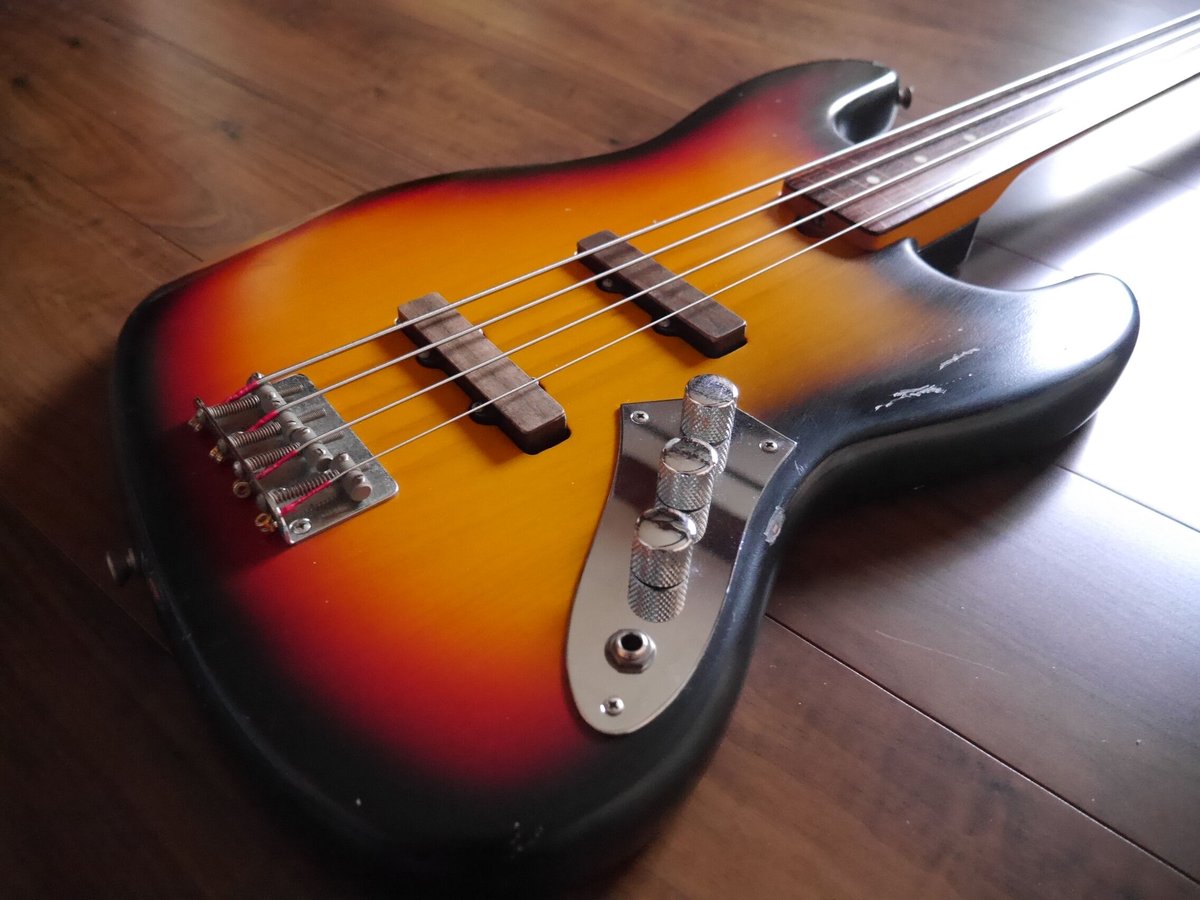 ぎゃ さま専用⭐︎カスタムヘビーレリック 60s ジャズベース タイプ