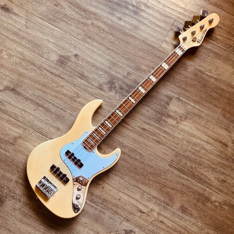 Miyako custom bass guitar