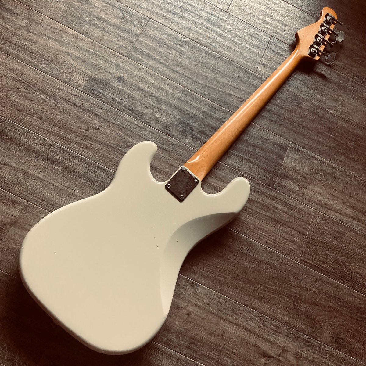都 RMP-4R ivory | Miyako custom bass guitar