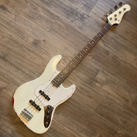 Miyako custom bass guitar