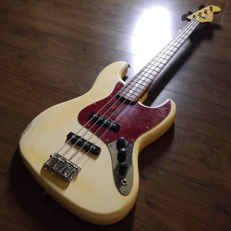 Miyako custom bass guitar