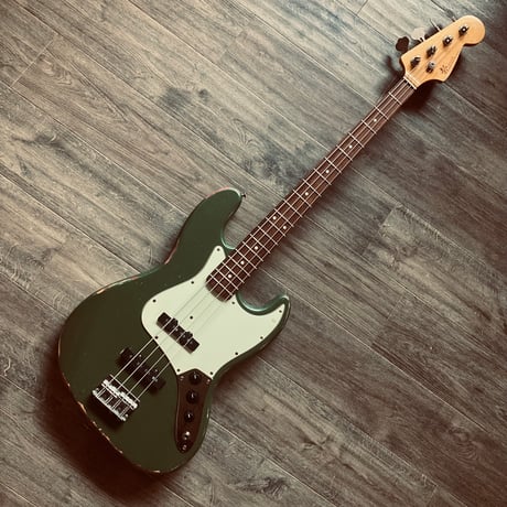 Miyako custom bass guitar