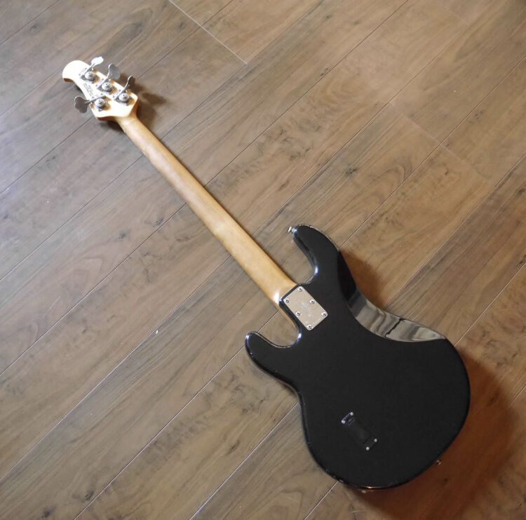MUSICMAN Stingray made in USA '05年製 | ミュージックマンス