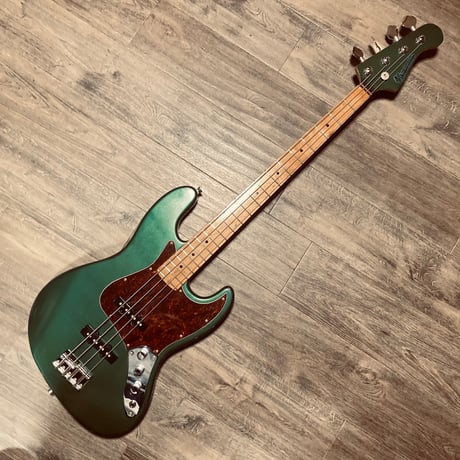Miyako custom bass guitar