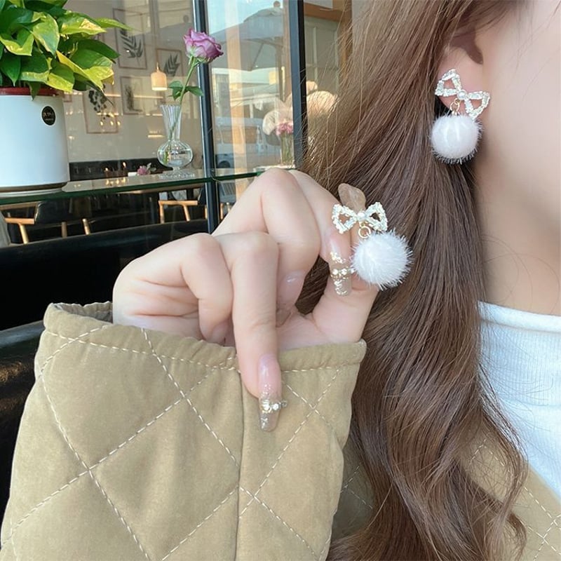 ピアス 両耳用 ボンボン リボン スタッドピアス 合金 シルバー925 韓国